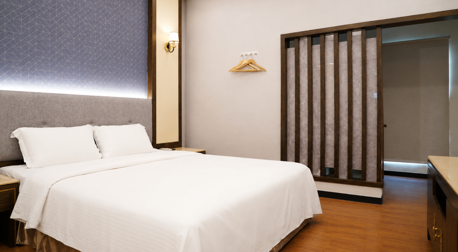 河堤戀館Motel 林邊館-標準雙人房-01