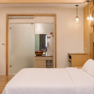 河堤戀館Motel 林邊館-豪華雙人房-03