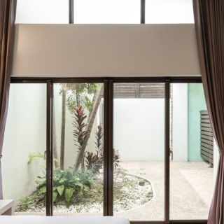 河堤漫旅杉板灣Villa-豪華雙人房-01